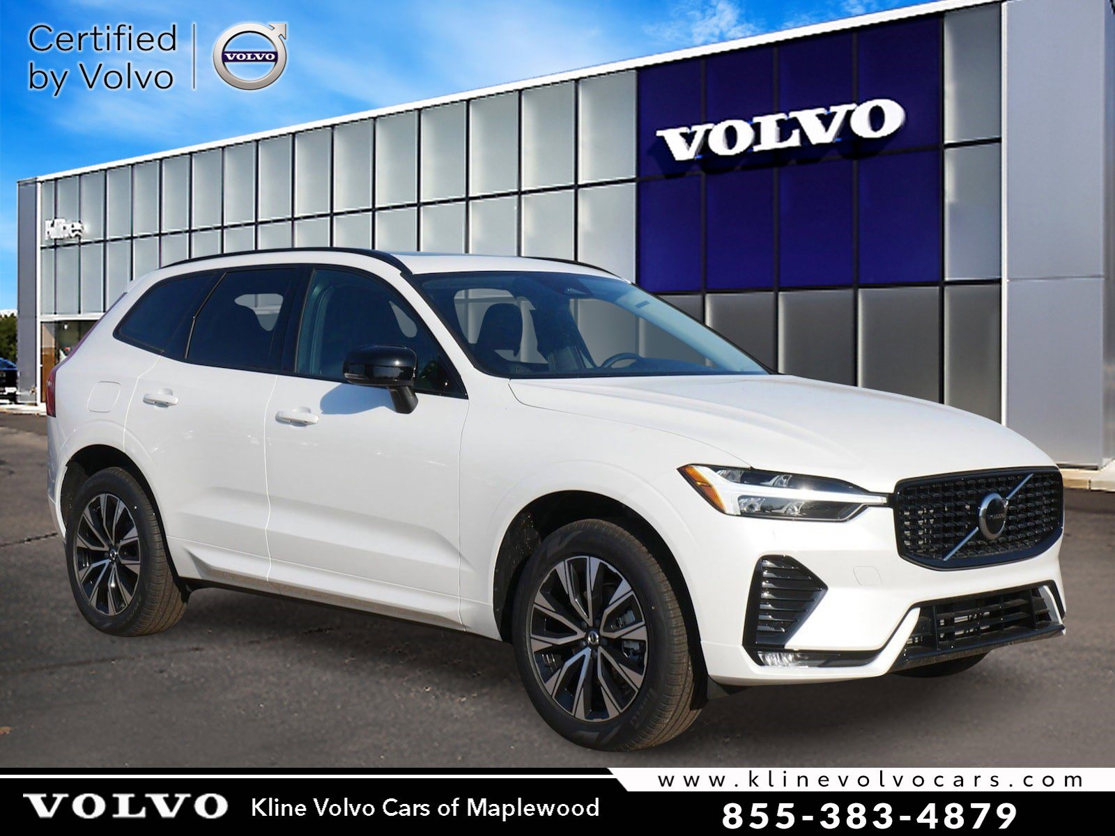 2025 Volvo XC60 Core's photo