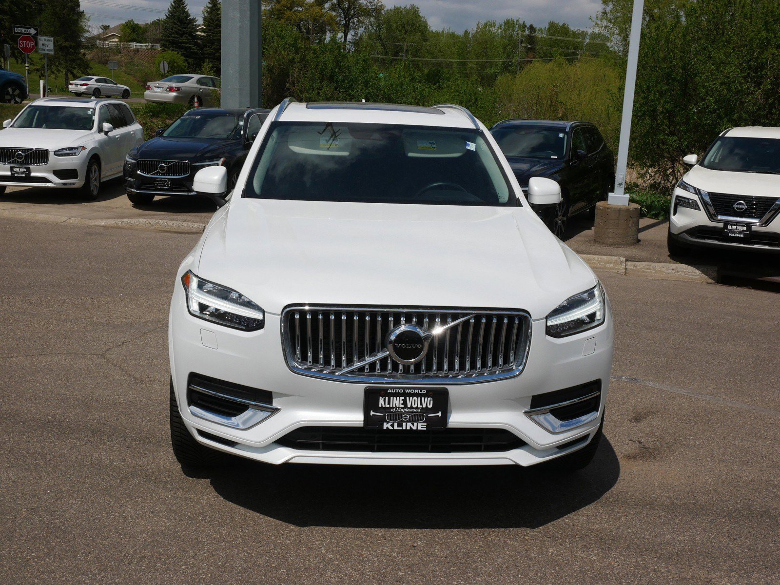 Used 2022 Volvo XC90 Inscription with VIN YV4H60CL2N1863971 for sale in Maplewood, Minnesota