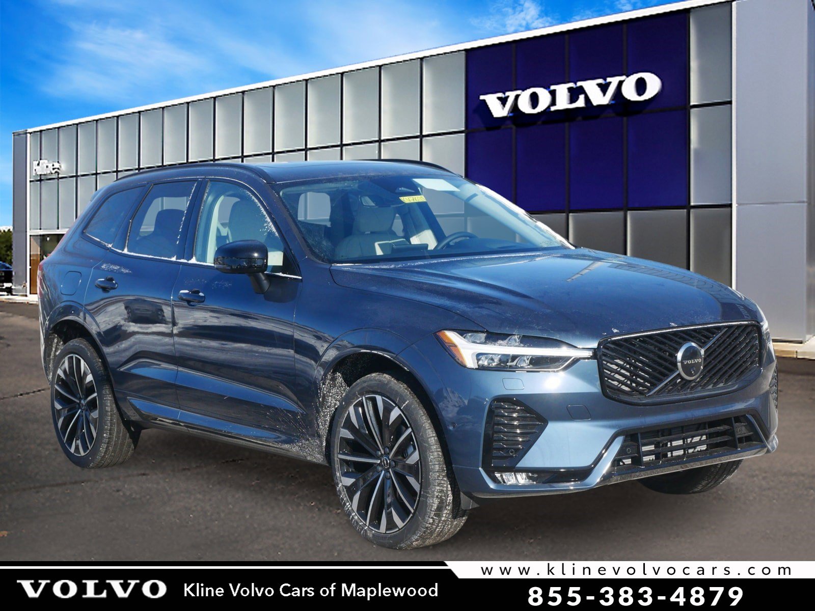 2026 Volvo XC60 B5 Ultra Dark AWD's photo