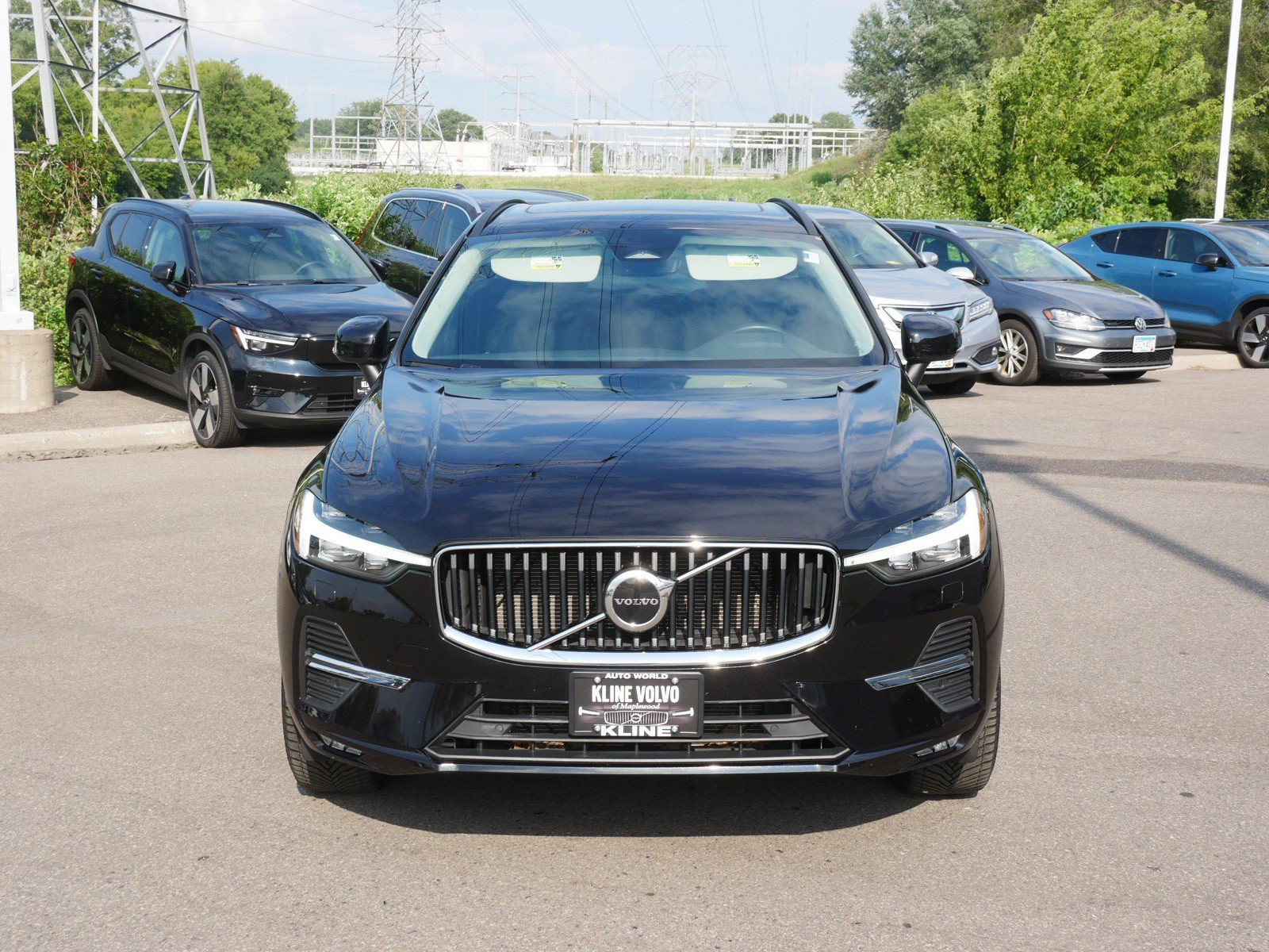 Used 2022 Volvo XC60 Momentum with VIN YV4L12RK0N1970617 for sale in Maplewood, Minnesota