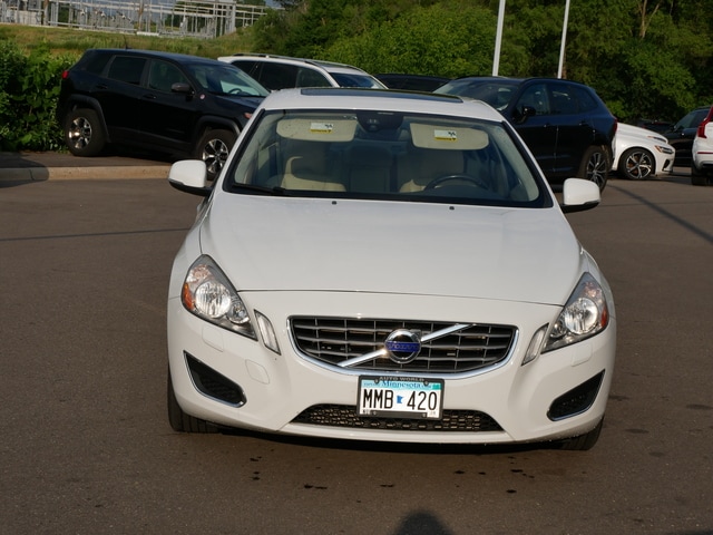 Used 2013 Volvo S60 T5 Premier with VIN YV1612FS9D2182779 for sale in Maplewood, Minnesota