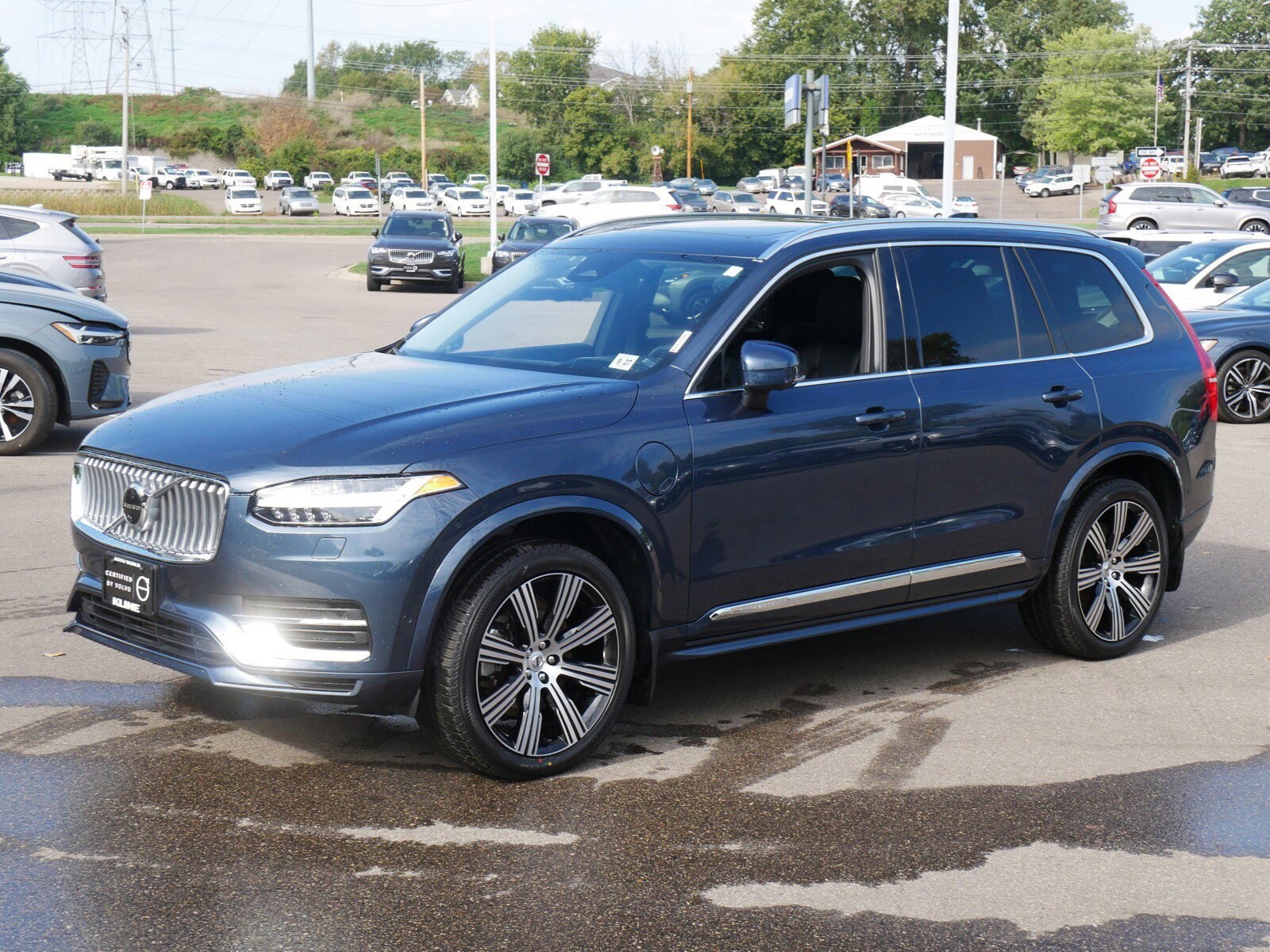 2023 Volvo XC90 Recharge T8 Ultimate photo 3