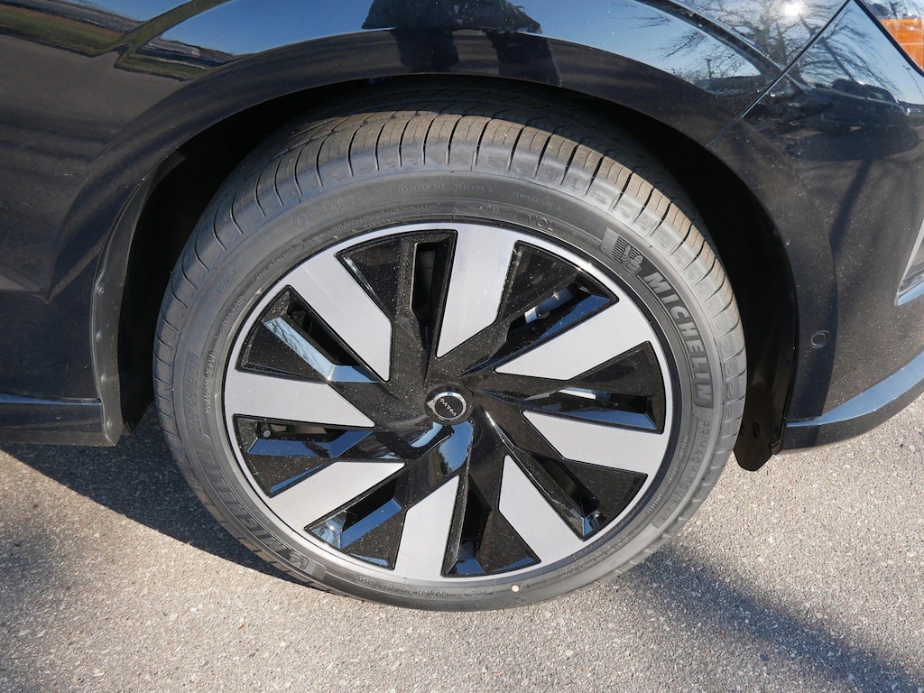 New 2025 Volvo EX90 Twin Motor Plus 7-Seater SUV