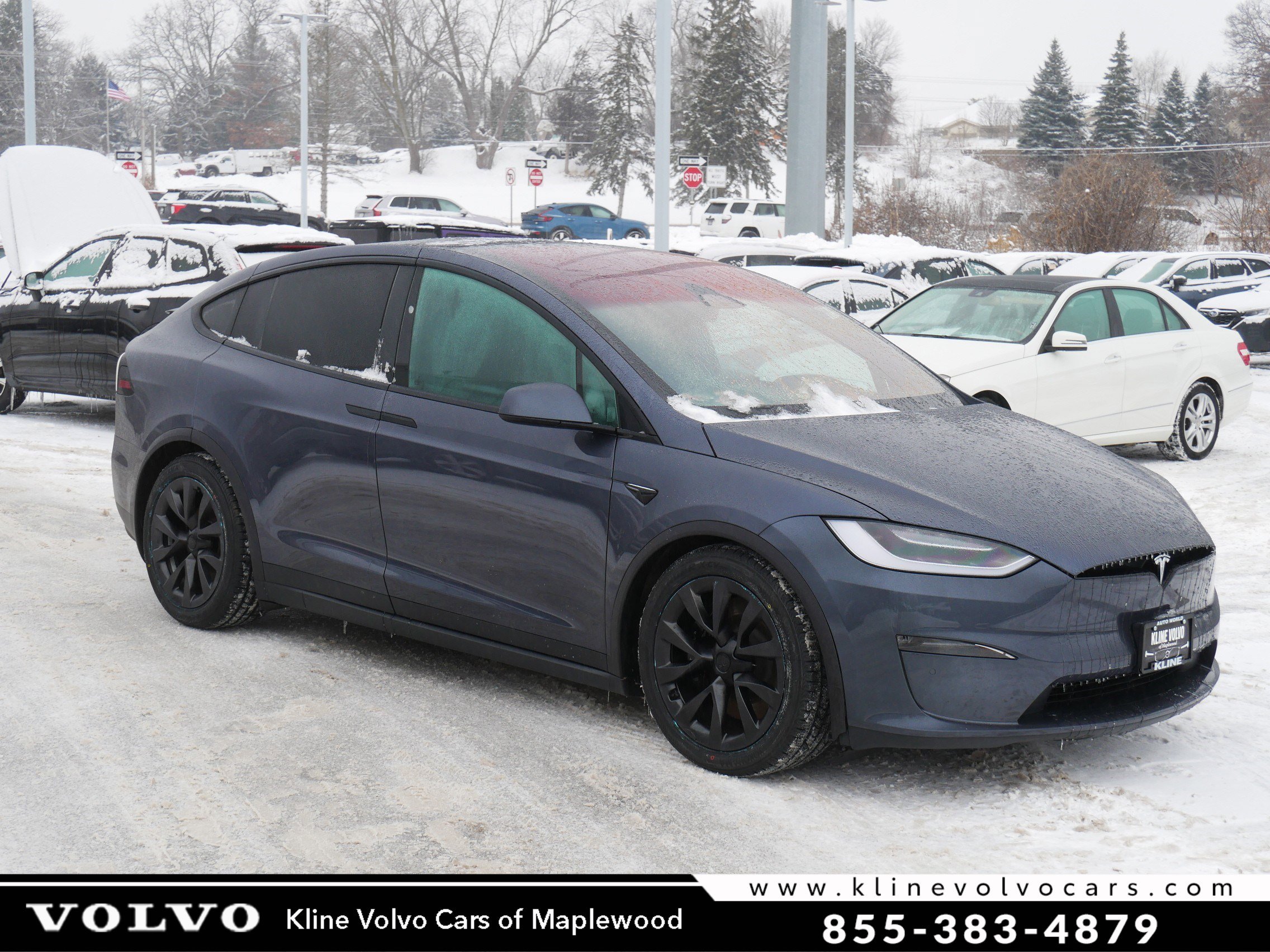 2023 Tesla Model X Long Range's photo