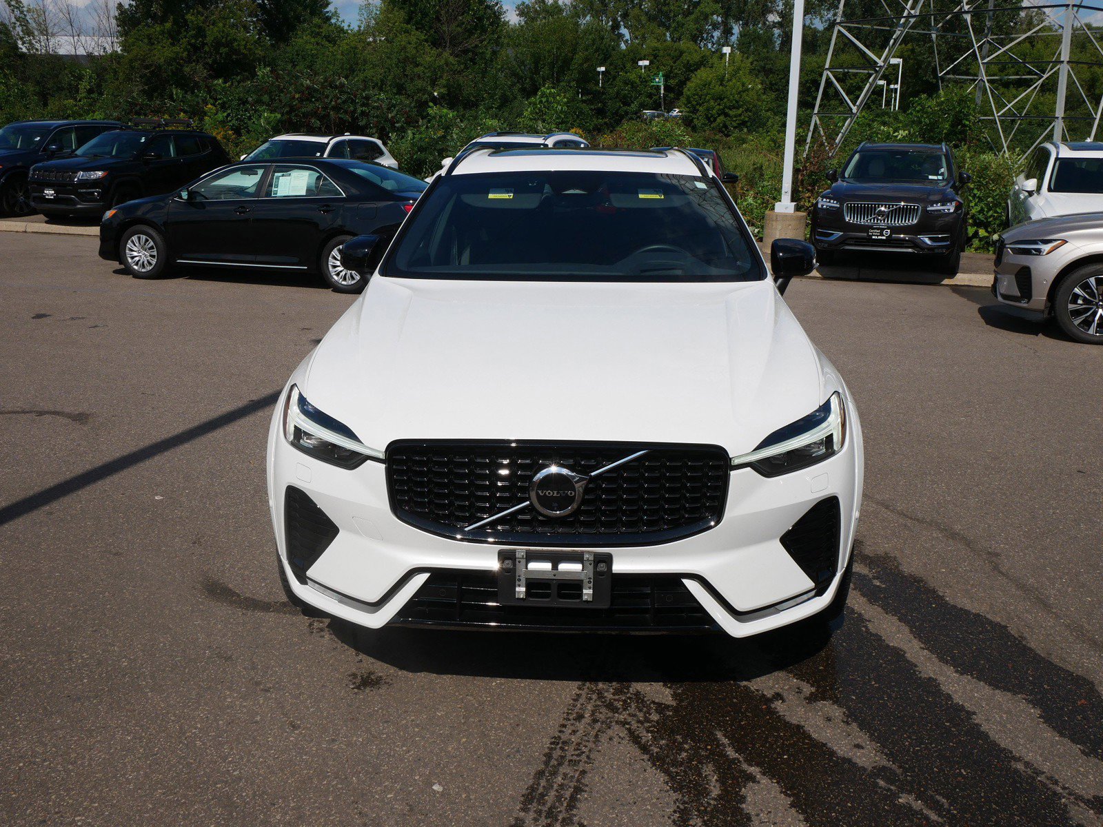 Used 2023 Volvo XC60 Ultimate with VIN YV4062RXXP1288749 for sale in Maplewood, Minnesota