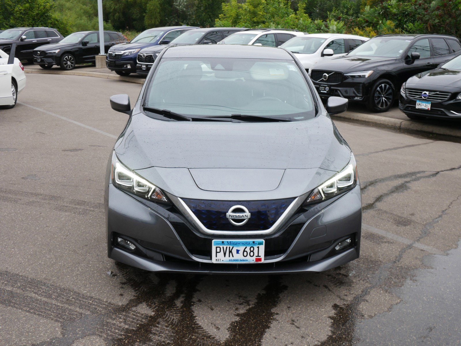Used 2018 Nissan LEAF SV with VIN 1N4AZ1CP5JC306416 for sale in Maplewood, Minnesota