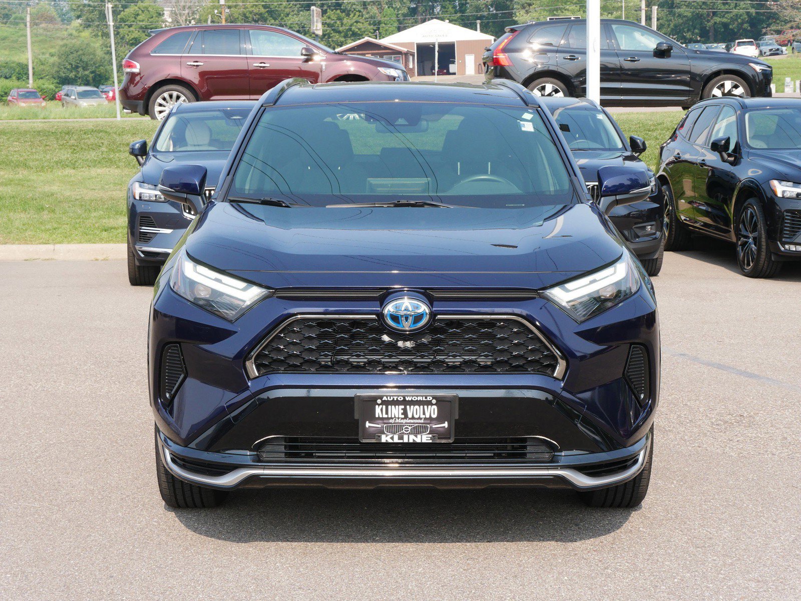 Used 2022 Toyota RAV4 SE with VIN JTMAB3FV4ND105319 for sale in Maplewood, Minnesota