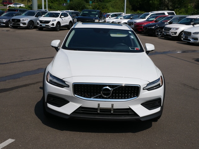 Used 2021 Volvo V60 Cross Country Base with VIN YV4102WK4M1069845 for sale in Maplewood, Minnesota