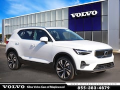 2025 Volvo XC40 B5 Ultra Bright Theme SUV in Maplewood, MN