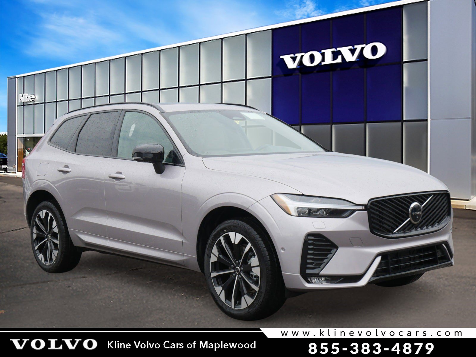 2026 Volvo XC60 B5 Plus Dark AWD's photo