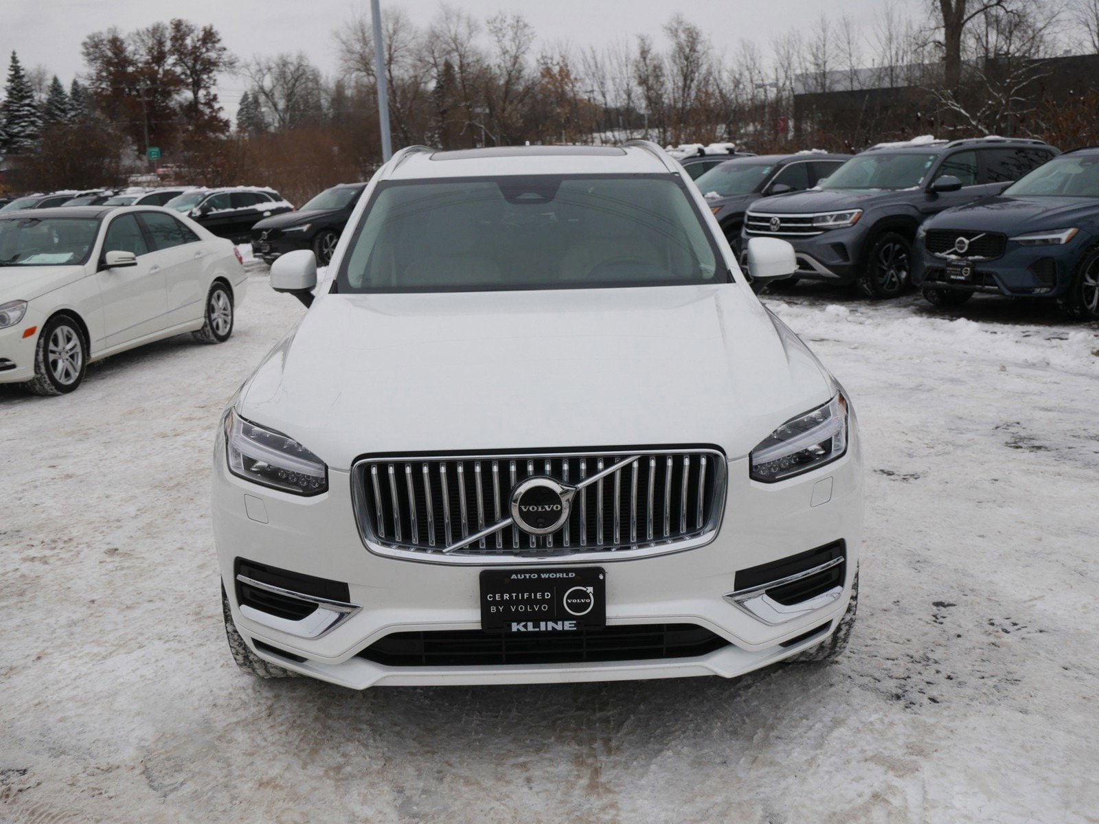Certified 2024 Volvo XC90 Plus with VIN YV4H60CE3R1218723 for sale in Maplewood, Minnesota