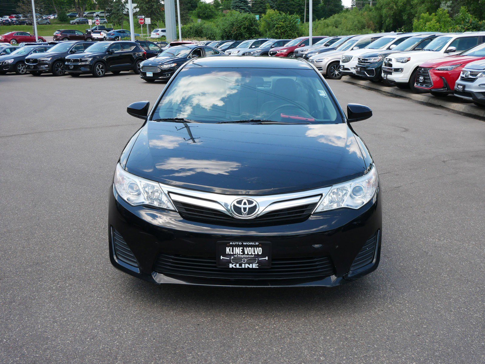 Used 2014 Toyota Camry LE with VIN 4T1BF1FKXEU339947 for sale in Maplewood, Minnesota