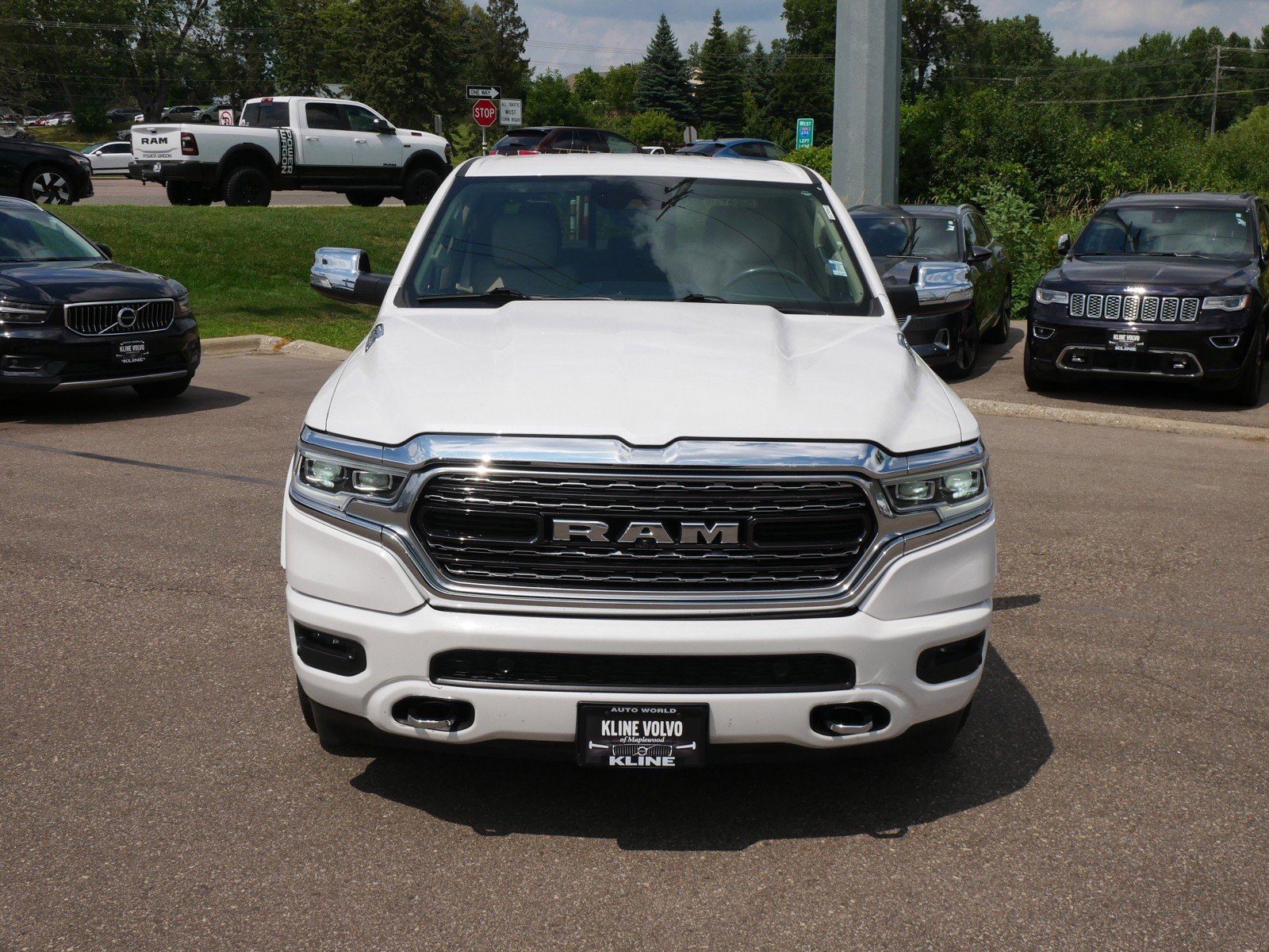 Used 2019 RAM Ram 1500 Pickup Limited with VIN 1C6SRFHT2KN885170 for sale in Maplewood, Minnesota