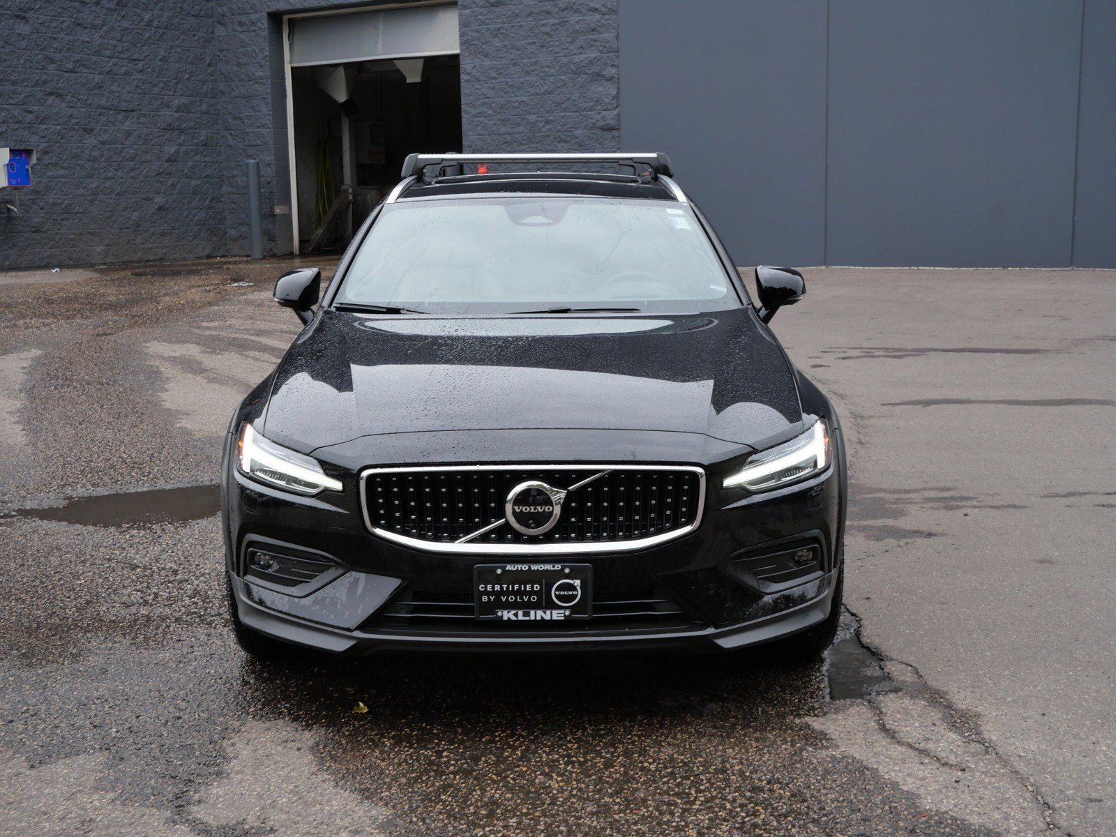 Certified 2024 Volvo V60 Cross Country Ultimate with VIN YV4L12WBXR2135001 for sale in Maplewood, Minnesota