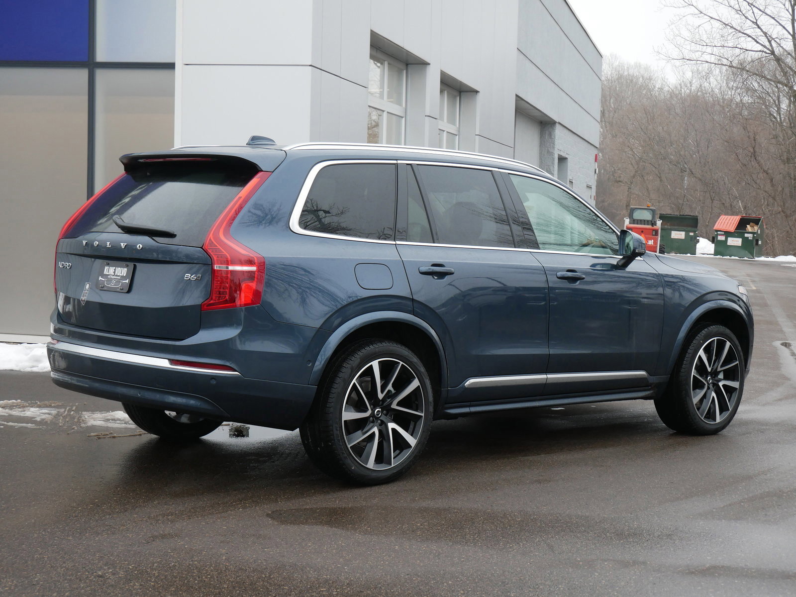 2025 Volvo XC90 Plus photo 3