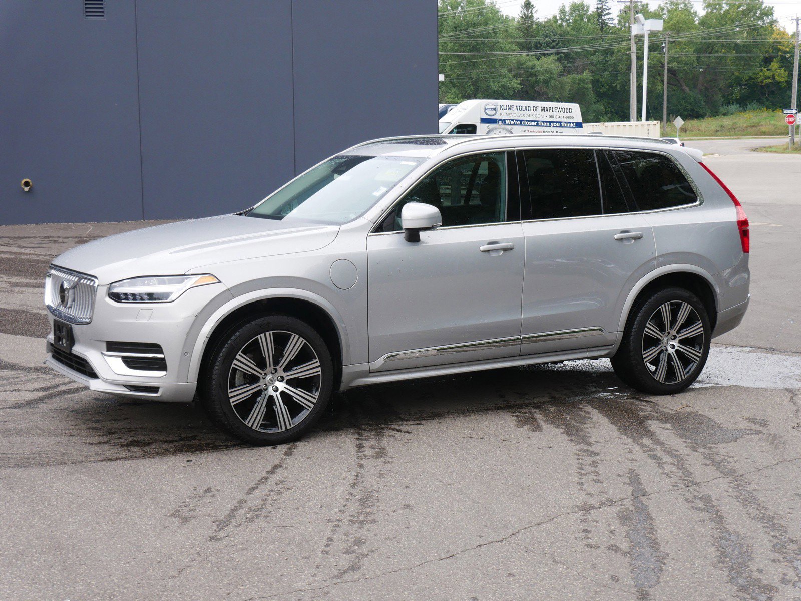 2023 Volvo XC90 Recharge T8 Plus photo 3