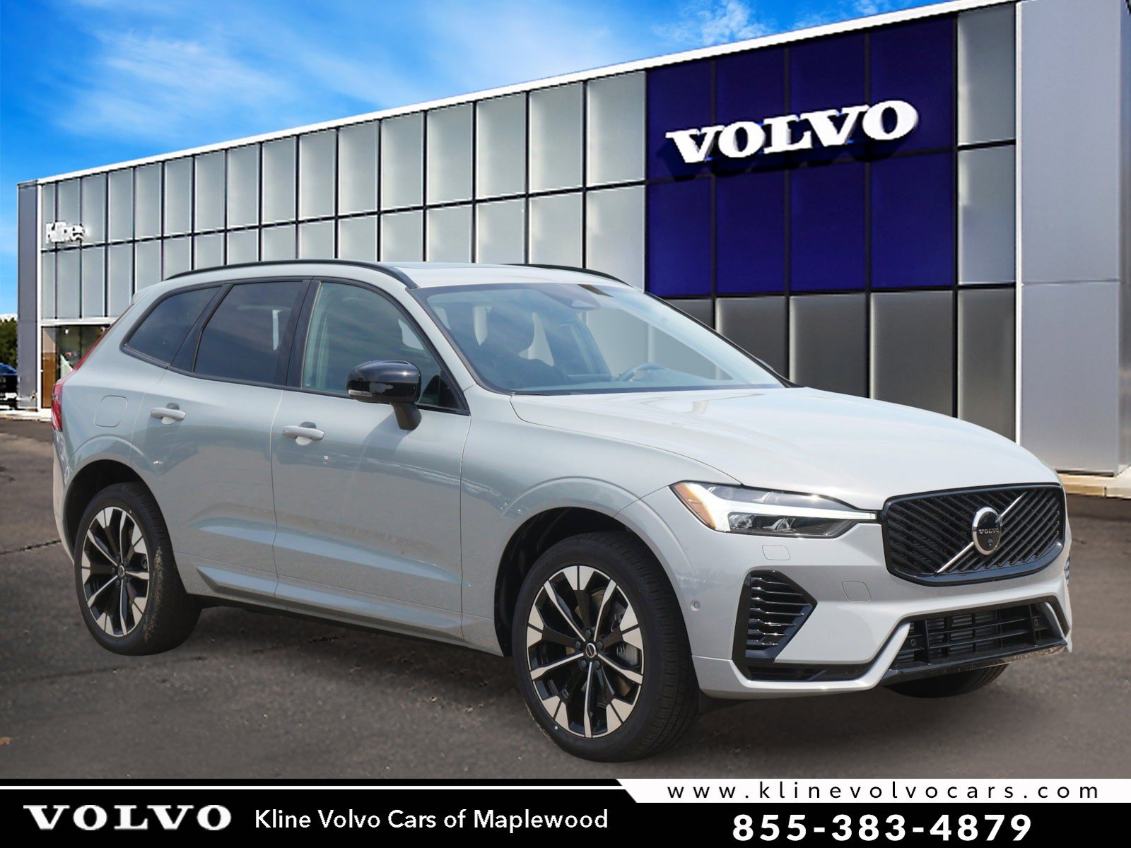 2026 Volvo XC60 T8 Plus Dark AWD's photo