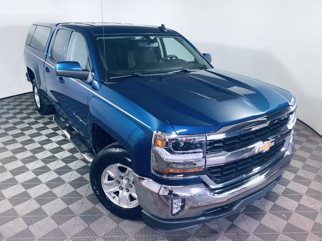 Used 2017 Chevrolet Silverado 1500 LT with VIN 1GCVKREC8HZ372829 for sale in Blissfield, MI