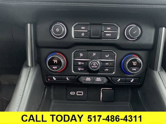 2022 Chevrolet Suburban Z71 - Photo 17