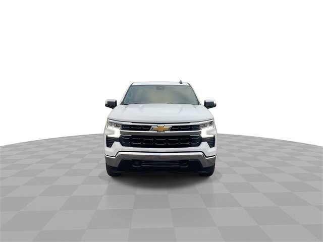 2025 Chevrolet Silverado 1500 LT photo 3