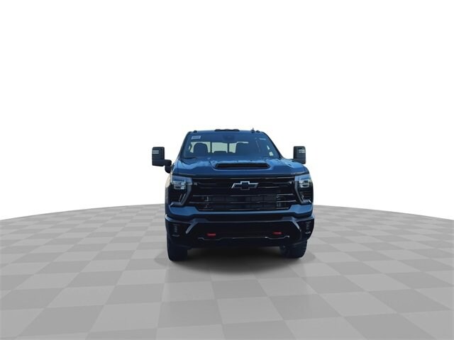 2026 Chevrolet Silverado 2500HD LTZ photo 3