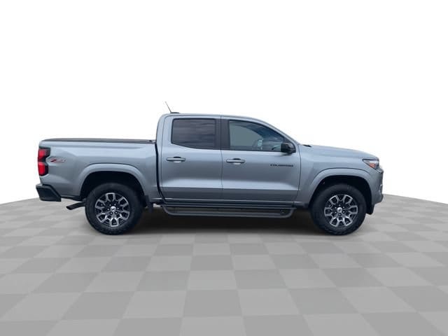 2023 Chevrolet Colorado Z71 - Photo 9