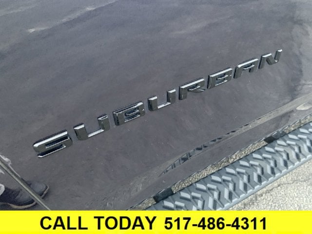 2022 Chevrolet Suburban Z71 - Photo 31