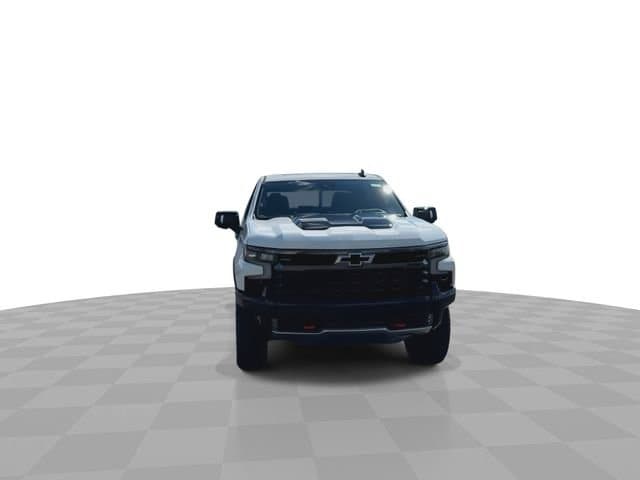 2026 Chevrolet Silverado 1500 ZR2 - Photo 3