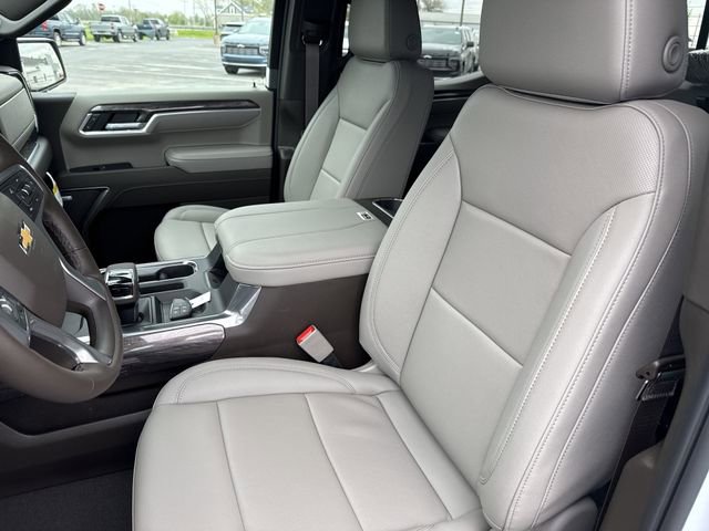 2026 Chevrolet Silverado 1500 LTZ - Photo 11