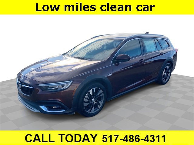 2019 Buick Regal TourX Essence's photo