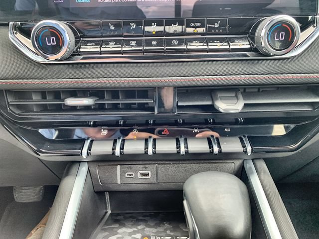 2023 Chevrolet Colorado Z71 - Photo 18