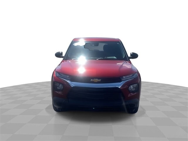 2023 Chevrolet Trailblazer LS photo 2