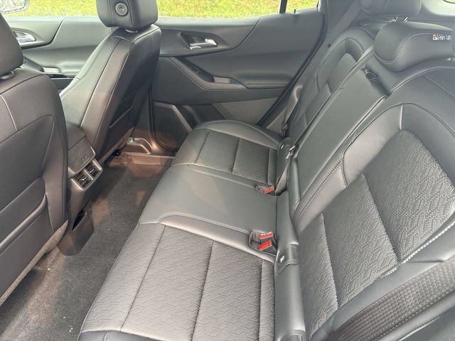 2027 Chevrolet Equinox LT - Photo 14