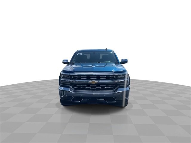 2018 Chevrolet Silverado 1500 LTZ photo 3