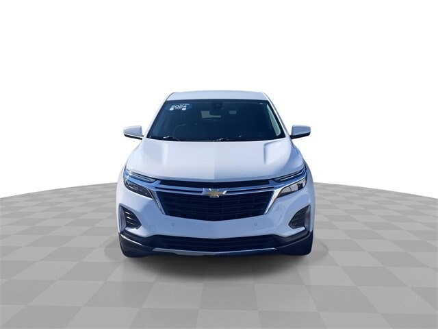 2024 Chevrolet Equinox LT photo 3