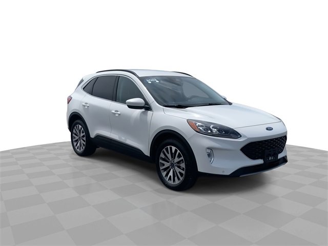 2022 Ford Escape Titanium photo 2