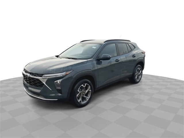 2026 Chevrolet Trax LT photo 4