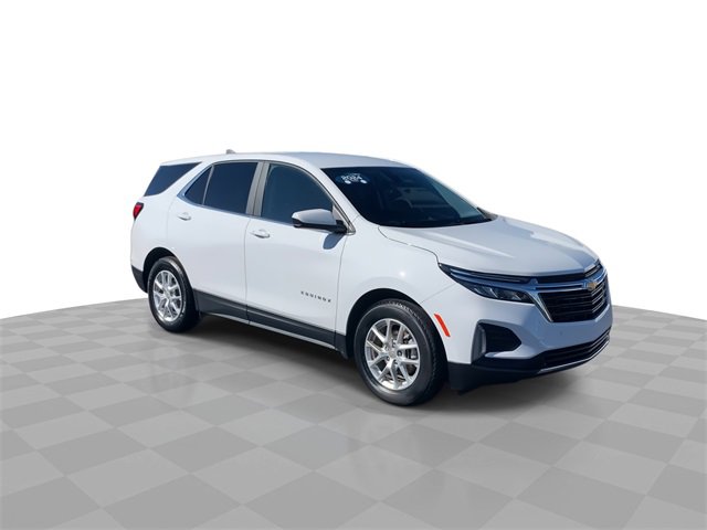 2024 Chevrolet Equinox LT photo 2