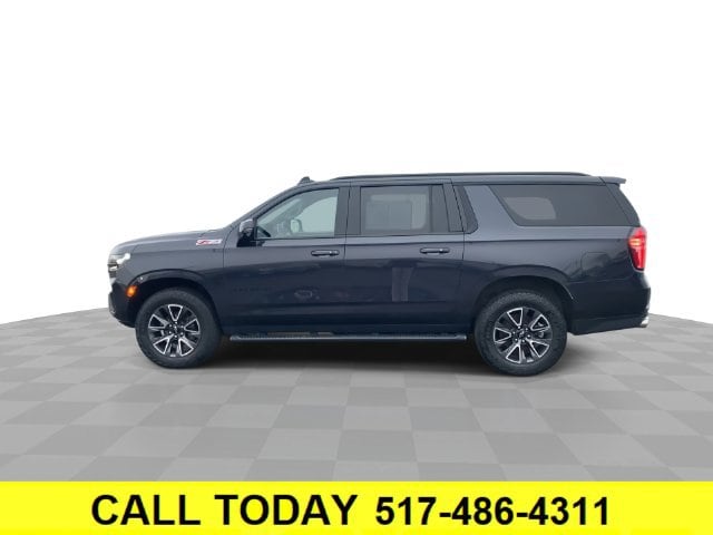 2022 Chevrolet Suburban Z71 - Photo 5