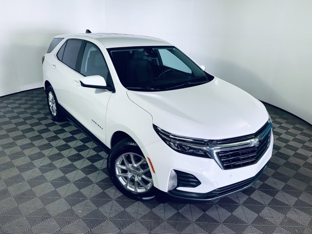 Used 2022 Chevrolet Equinox LT with VIN 3GNAXKEV6NL104252 for sale in Blissfield, MI