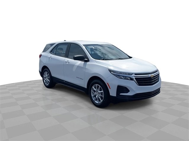 Used 2022 Chevrolet Equinox LS with VIN 3GNAXHEV6NS198111 for sale in Blissfield, MI