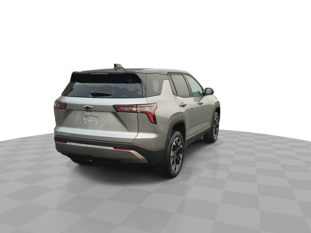 2027 Chevrolet Equinox LT - Photo 8