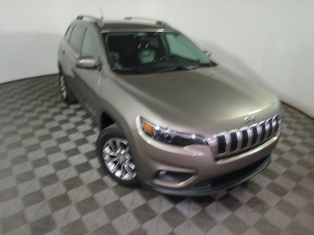 Used 2020 Jeep Cherokee Latitude Plus with VIN 1C4PJMLB1LD623723 for sale in Blissfield, MI