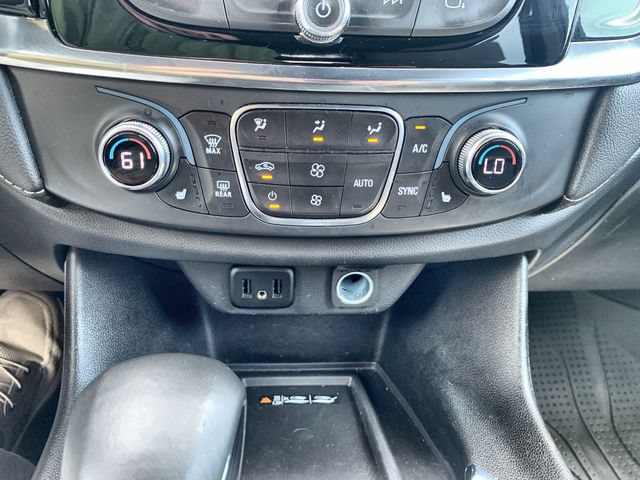 2023 Chevrolet Traverse 3LT - Photo 17