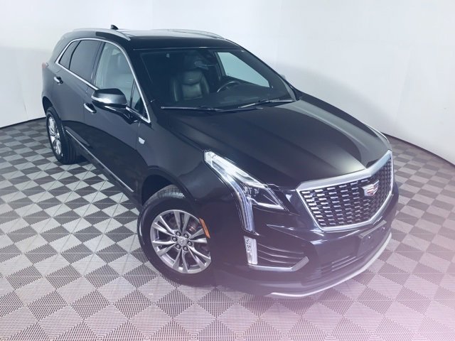 Used 2021 Cadillac XT5 Premium Luxury with VIN 1GYKNDR48MZ130028 for sale in Blissfield, MI