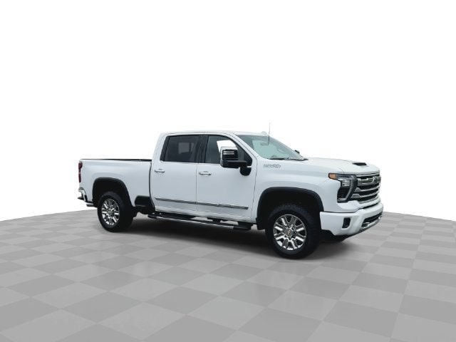 2026 Chevrolet Silverado 2500 HD High Country - Photo 2