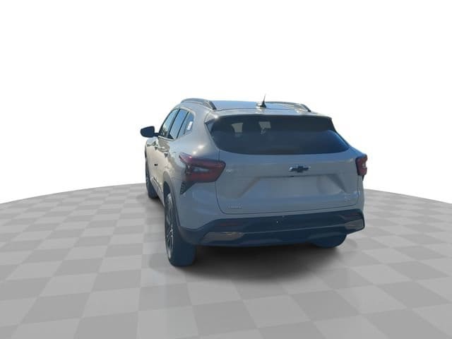 2026 Chevrolet Trax Activ - Photo 7