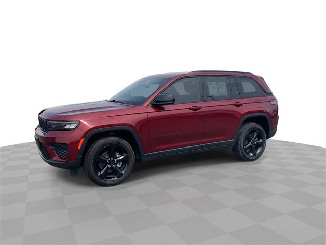 2023 Jeep Grand Cherokee Altitude photo 4