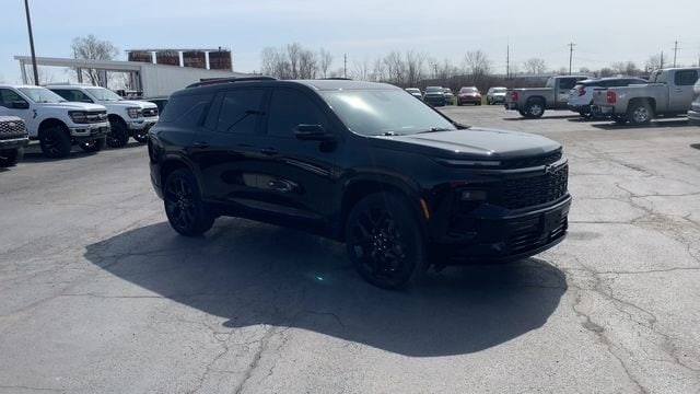 Used 2024 Chevrolet Traverse RS with VIN 1GNEVLKS1RJ141830 for sale in Blissfield, MI