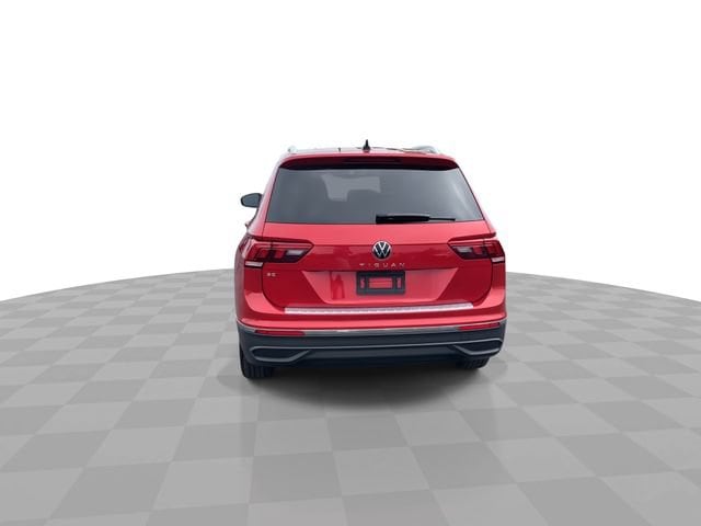 2023 Volkswagen Tiguan SE - Photo 7